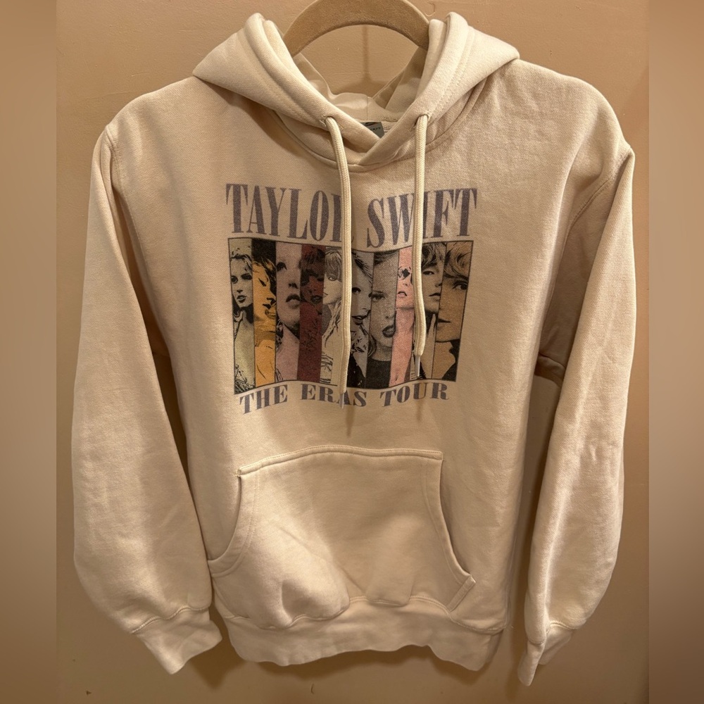 NWOT Taylor Swift The Eras Tour Beige Hoodie Women’s Small - Picture 2 of 8